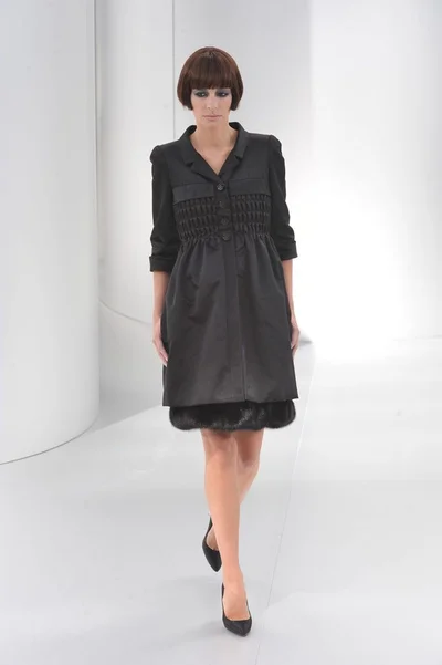 Look 17